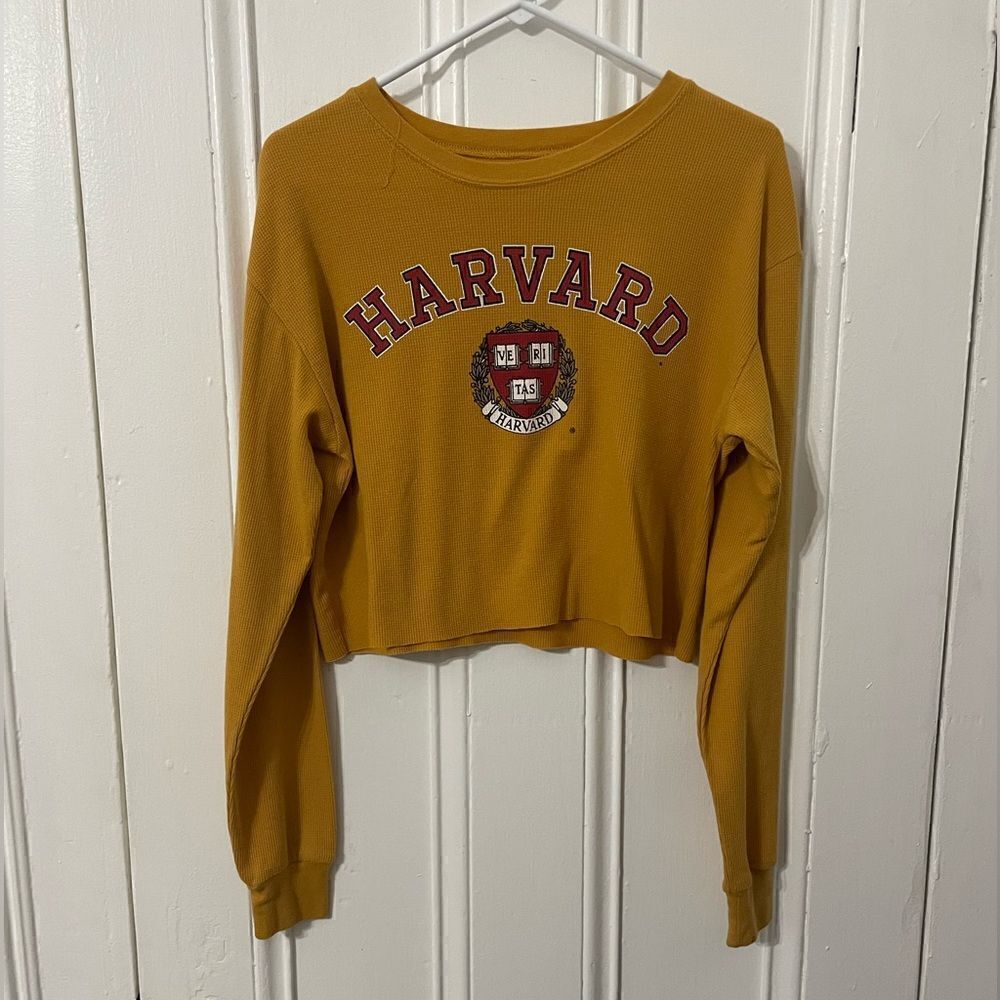 Harvard long sleeve crop top
